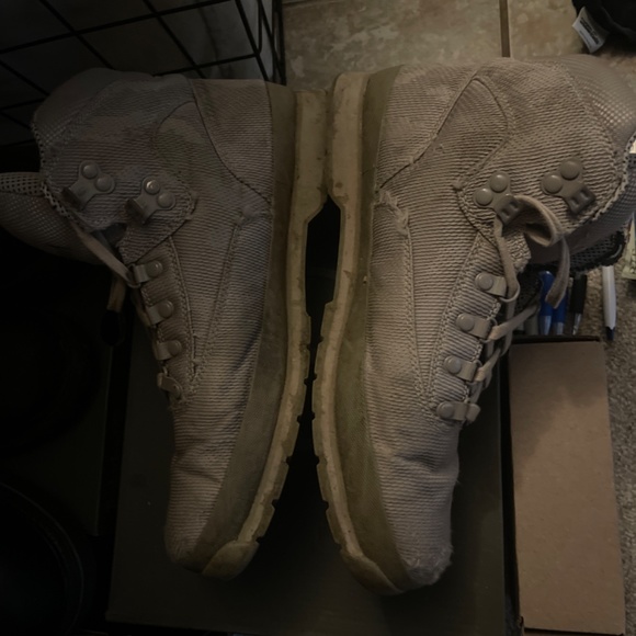 Timberlands - Picture 2 of 4